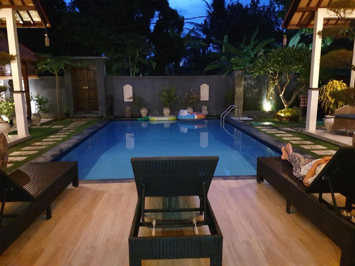 Mias Jungle House Ξενοδοχείο Lovina Εξωτερικό φωτογραφία